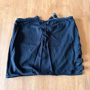 Forever 21 Black Top with Zipper Detail